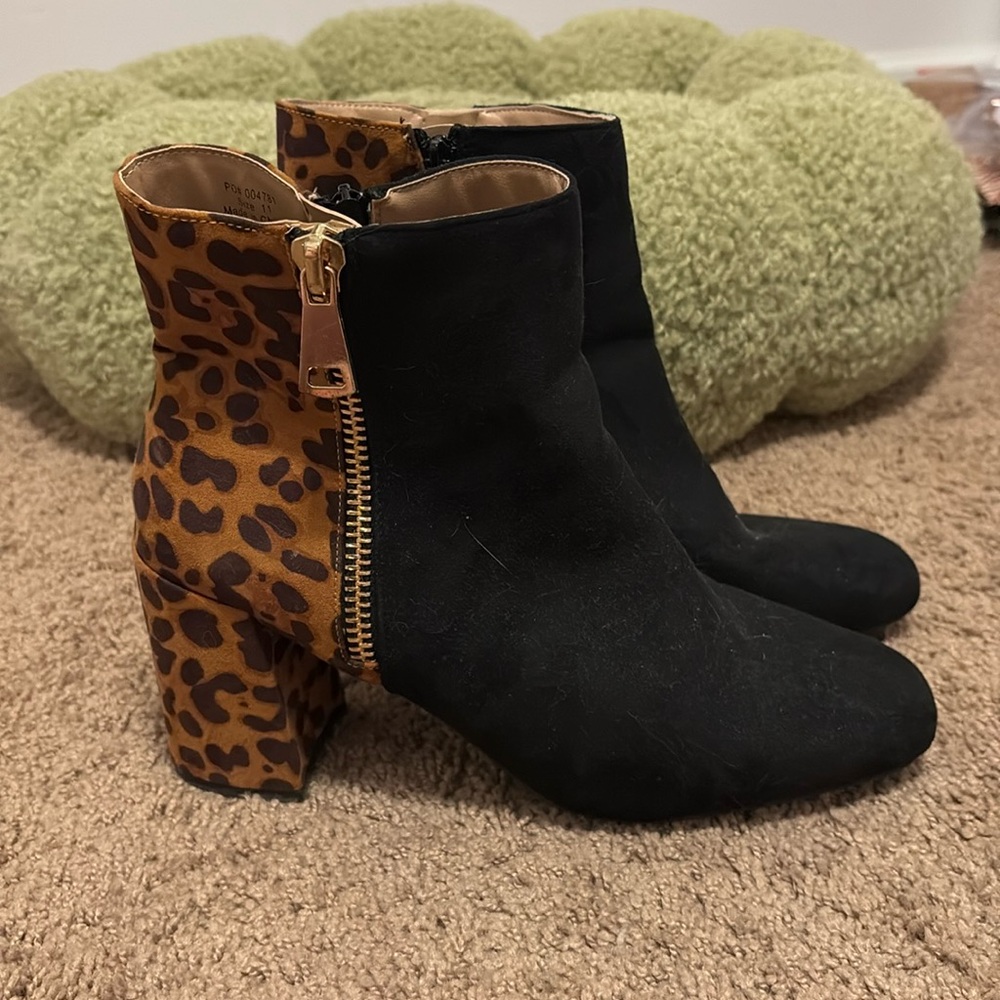 NWOT Cheetah Accent Block Heel Bootie
